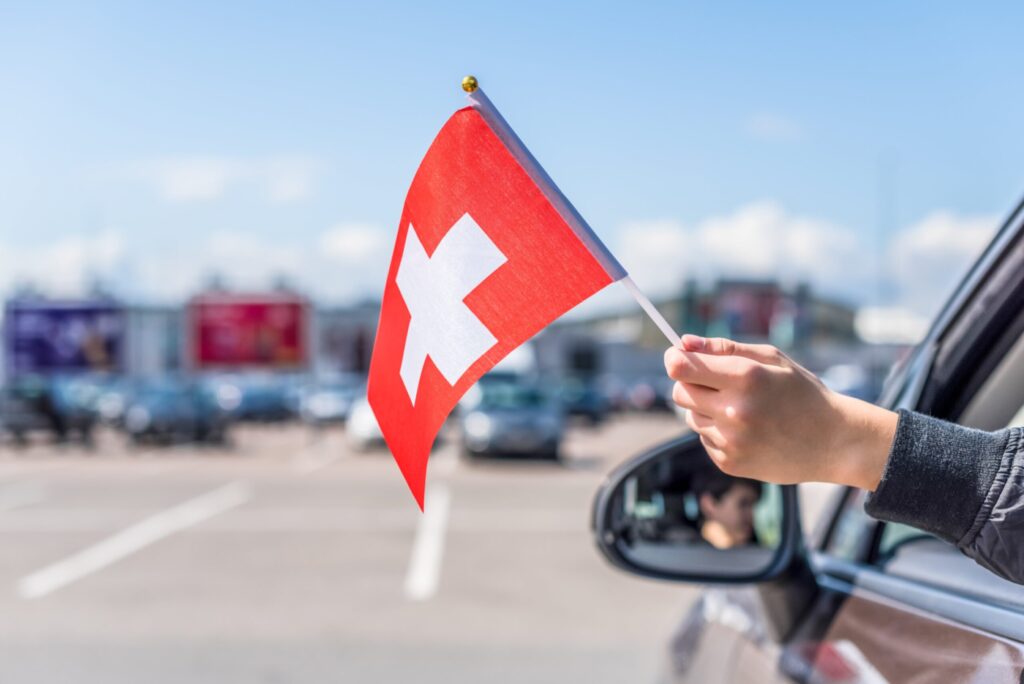 Déménager en Suisse avec sa voiture